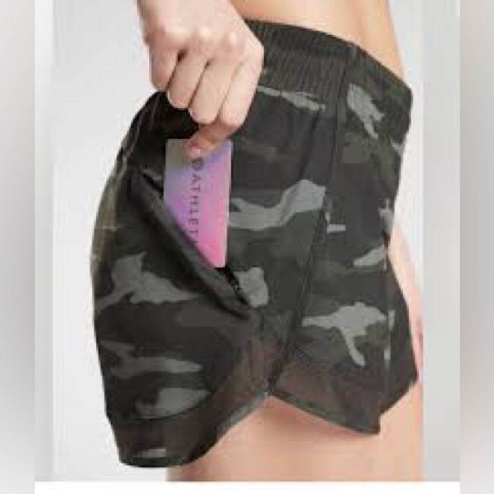 NWT ATHLETA Printed Mesh Racer Run Short 4” Size XL - Picture 5 of 10